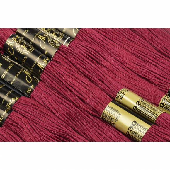 Нитки мулине цв.9230 т.фиолетовый 12х10м С-Пб