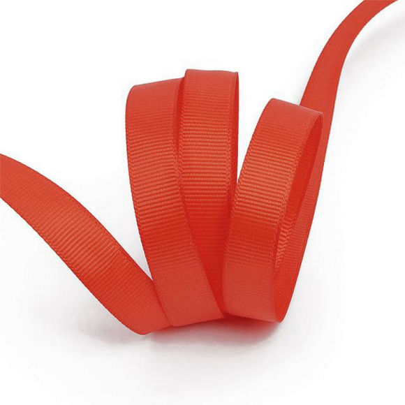 Лента Ideal репсовая в рубчик шир.10мм цв. 235 класс.красный уп.27,42м Лента Ideal репсовая в рубчик шир.10мм цв. 235 класс.красный уп.27,42м