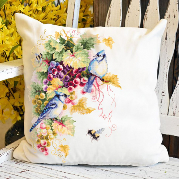 Набор для вышивания ЧУДЕСНАЯ ИГЛА арт.130-022 Сойки и виноград 25х35 см