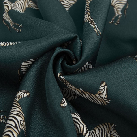 Ткань шелк Армани 90 г/м? 97% пэ, 3% спандекс шир.148 см арт.Р.50537.03 изумрудный рул.25м