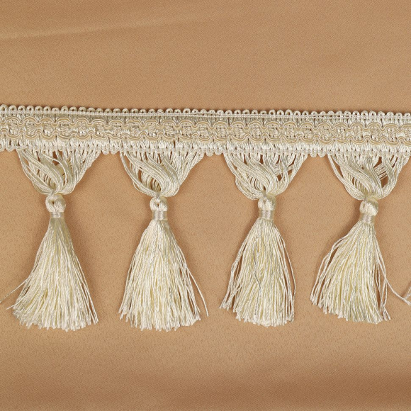 Бахрома для штор с кисточками арт. 6152-0329 цв.6344 шир.100мм цв.экрю уп.10м