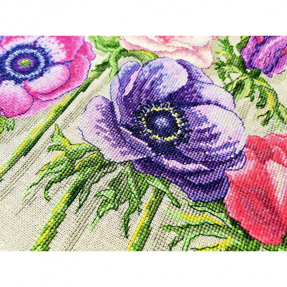 Набор для вышивания "Цветы Анемоны" Набор для вышивания "Цветы Анемоны"
