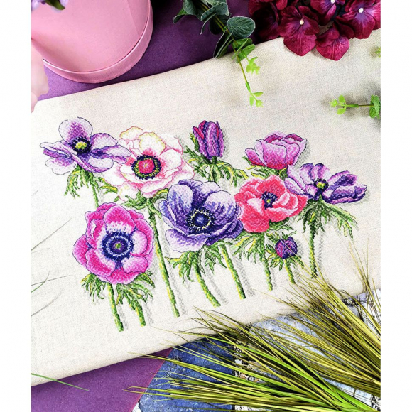 Набор для вышивания "Цветы Анемоны" Набор для вышивания "Цветы Анемоны"