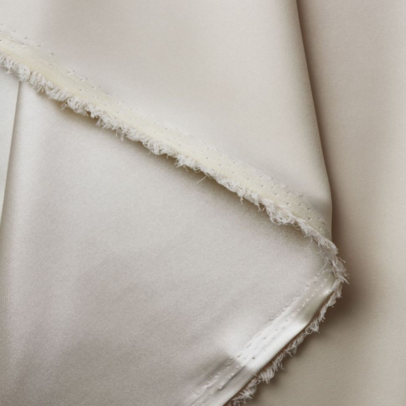 Ткань атлас стрейч 105 г/м? 98% полиэстер, 2% спандекс шир.150 см арт.Р.15048.04 цв.04 светло-бежевый уп.25м Ткань атлас стрейч 105 г/м? 98% полиэстер, 2% спандекс шир.150 см арт.Р.15048.04 цв.04 светло-бежевый уп.25м