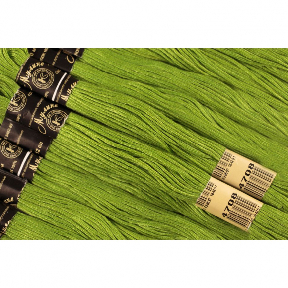 Нитки мулине цв.4708 зеленый 12х10м С-Пб