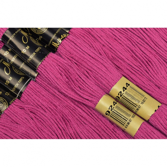 Нитки мулине цв.9244 малиновый 12х10м С-Пб