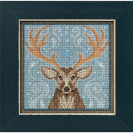 Набор для вышивания бисером MILL HILL Зимний олень 13,33х13,33 см