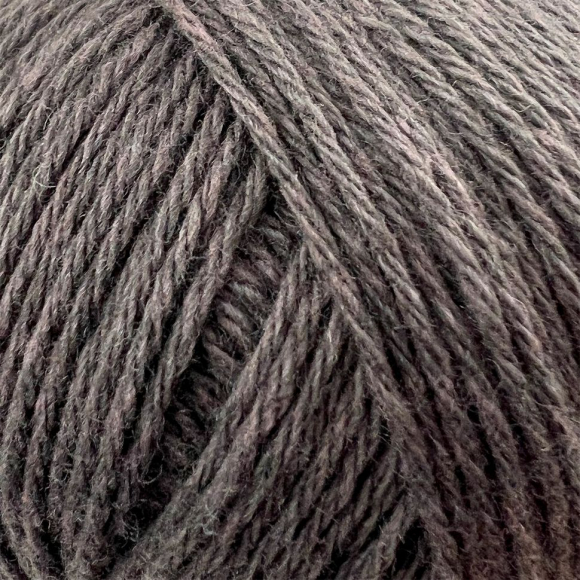 Пряжа Berta, 55% шерсть, 45% хлопок, 50 г, 175 м Пряжа Berta, 55% шерсть, 45% хлопок, 50 г, 175 м