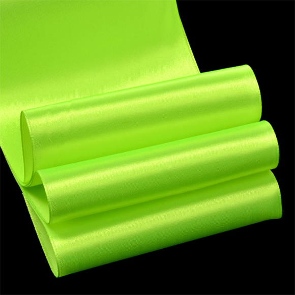 Лента атласная 100мм  цв.3033 салатовый IDEAL уп.27,4 м