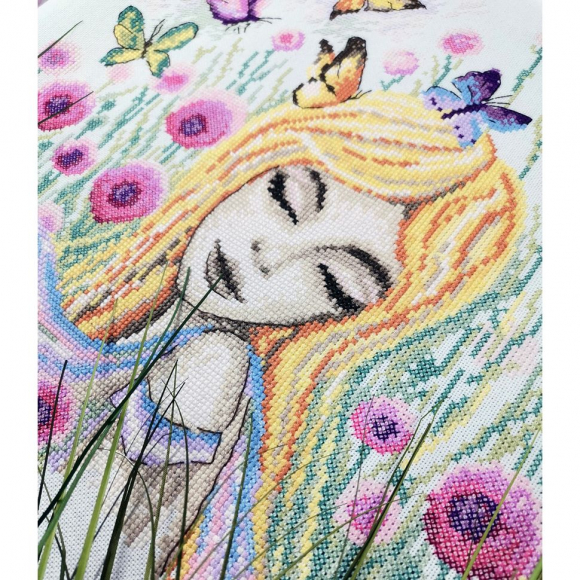 Набор для вышивания "Цветы в душе" Набор для вышивания "Цветы в душе"