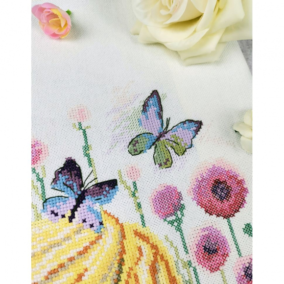 Набор для вышивания "Цветы в душе" Набор для вышивания "Цветы в душе"