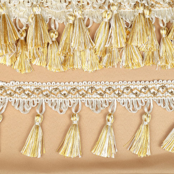 Бахрома для штор с кисточками арт.6152-0327 цв.6343 шир.100мм цв.молочный+золото уп.10м