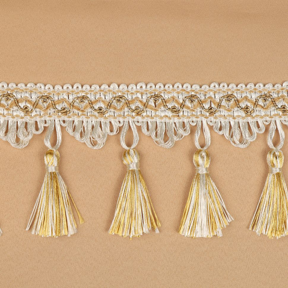 Бахрома для штор с кисточками арт.6152-0327 цв.6343 шир.100мм цв.молочный+золото уп.10м