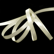 Лента атласная 6мм цв.3004 св.кремовый IDEAL уп.27,4 м