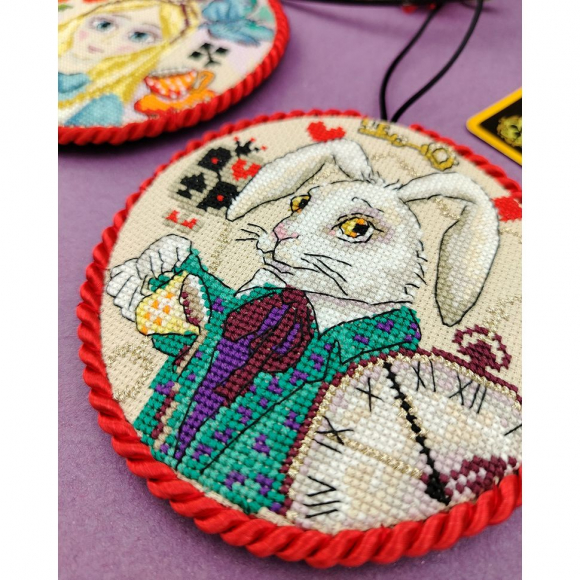 195834_Набор для создания пинкипов "Зазеркальная история"