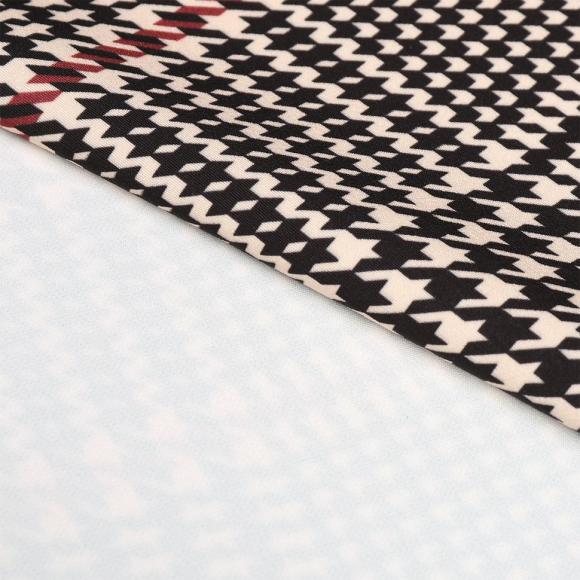 Ткань Барби 200 г/м? 95% полиэстер, 5% лайкра шир.148 см арт.Bar.pr.0419.2 цв.02 гусиная лапка рул.25м