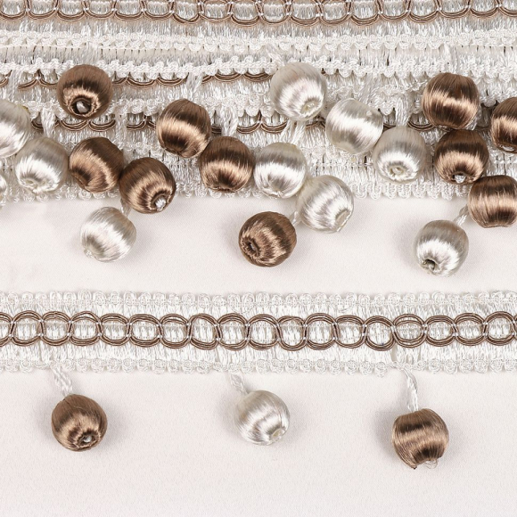 Бахрома для штор арт.6152-0332 шир.40мм цв.белый+беж уп.10м Бахрома для штор арт.6152-0332 шир.40мм цв.белый+беж уп.10м