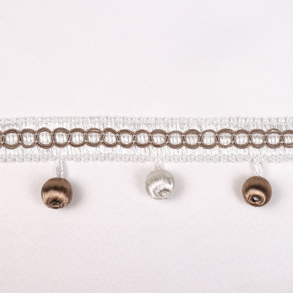 Бахрома для штор арт.6152-0332 шир.40мм цв.белый+беж уп.10м Бахрома для штор арт.6152-0332 шир.40мм цв.белый+беж уп.10м