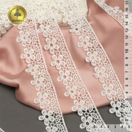 Кружево гипюр KRUZHEVO арт.TBY.0107 шир.32мм цв.01 белый уп.13,7м