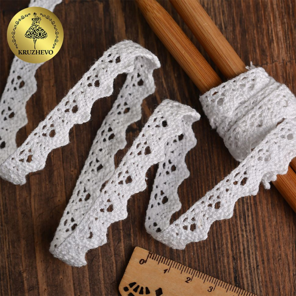 Тесьма вязаная KRUZHEVO 15мм TBY.5604 цв.02 белый уп.50м Тесьма вязаная KRUZHEVO 15мм TBY.5604 цв.02 белый уп.50м