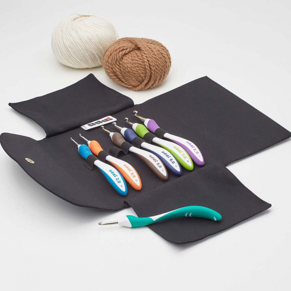 103383_Набор крючков для вязания с эргономичной пластиковой ручкой addiSwing