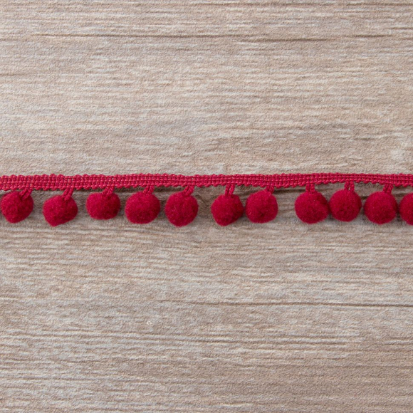 Тесьма с помпонами, диаметр 10 мм, цвет бордовый