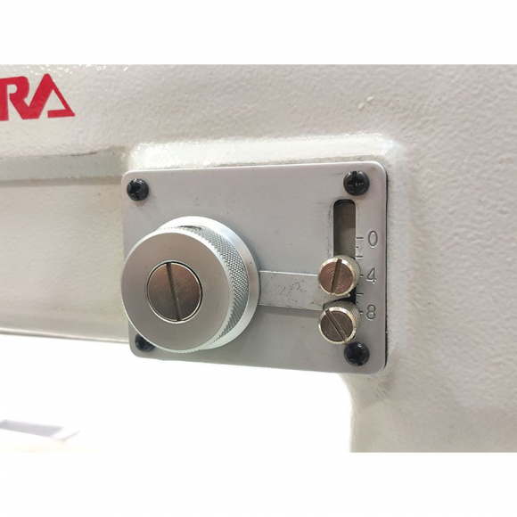 Машина строчки "зигзаг" с шагающей лапкой Aurora A-2530D (прямой привод)