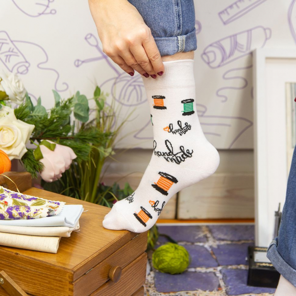 182920_Носки с дизайном "Шитье"