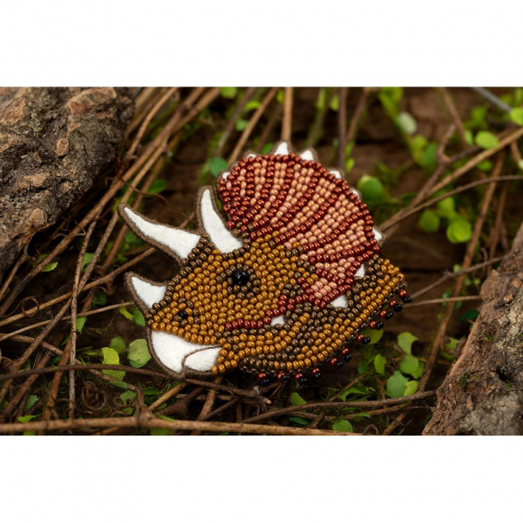 Набор для вышивания KLART арт. 10-514 Брошь. Трицератопс 7х6 см