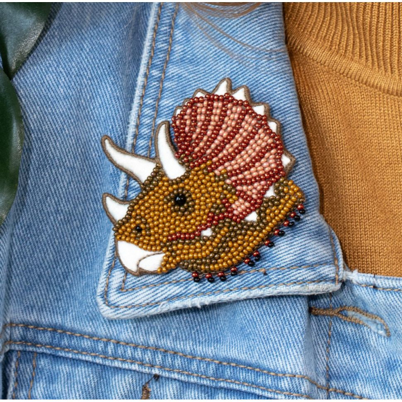 Набор для вышивания KLART арт. 10-514 Брошь. Трицератопс 7х6 см