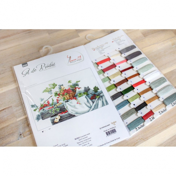 70514_Набор для вышивания "Красная смородина" 70514_Набор для вышивания "Красная смородина"