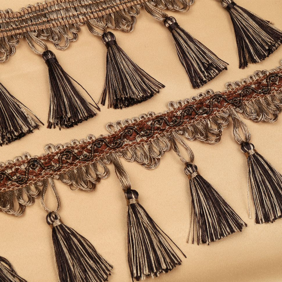 Бахрома для штор с кисточками арт.6152-0327 цв.6458 шир.100мм цв.беж+темно-коричневый уп.10м