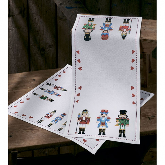 Набор для вышивания салфетки "Щелкунчик"