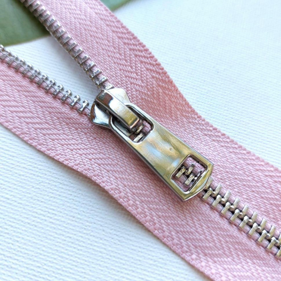 Молния мет. титан №5 никель разъём 65см D274 пыльная роза