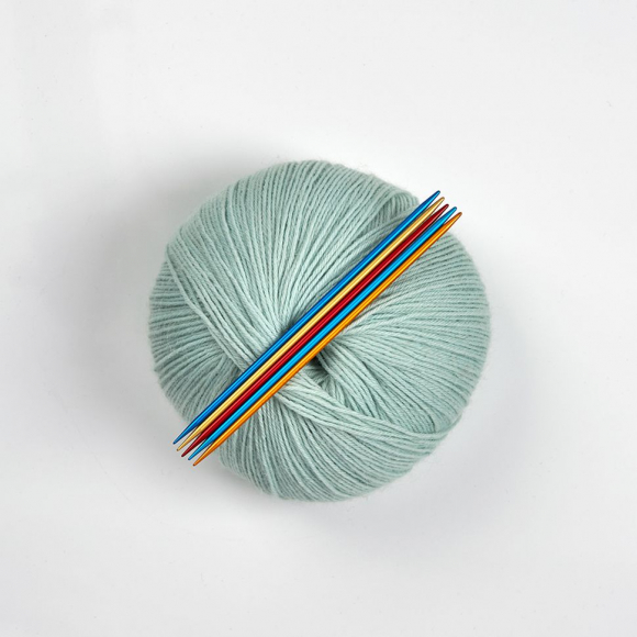 96527_Спицы, чулочные, сверхлегкие addiColibri, №4,5, 15 см. 5 шт