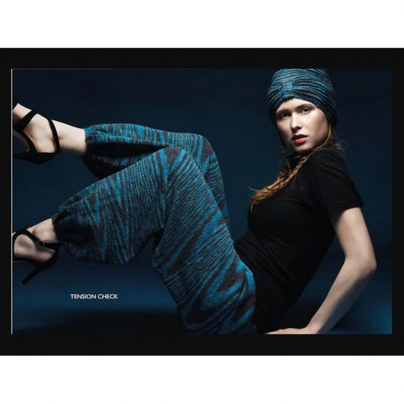 122339_Журнал "Knit the Cat engl Version Magic Symbols"