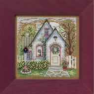 Набор для вышивания бисером MILL HILL Летний домик 13,33х13,33 см