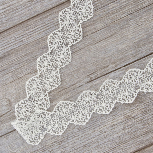 Кружево-вышивка на тюле, 18 мм, 13,5 м