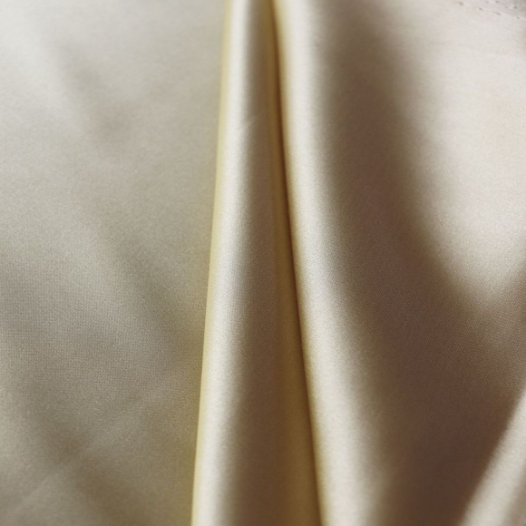 Ткань атлас стрейч 105 г/м? 98% полиэстер, 2% спандекс шир.150 см арт.Р.15052.05 цв.05 золотой уп.25м Ткань атлас стрейч 105 г/м? 98% полиэстер, 2% спандекс шир.150 см арт.Р.15052.05 цв.05 золотой уп.25м