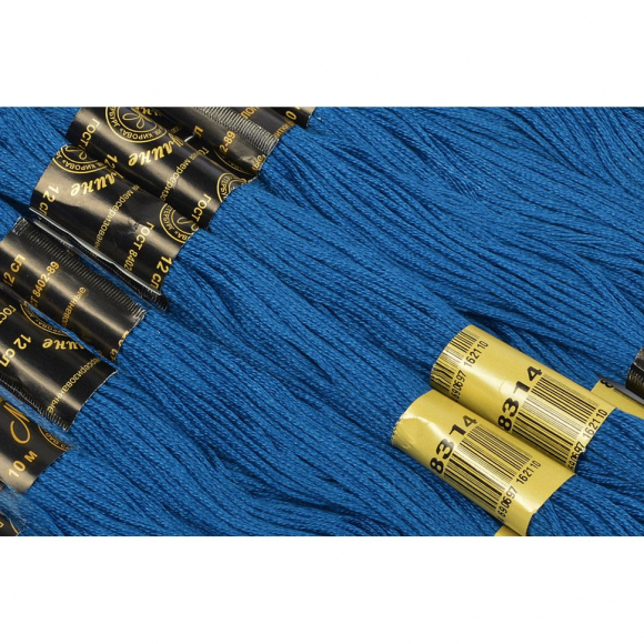 Нитки мулине цв.8314 т.синий 12х10м С-Пб