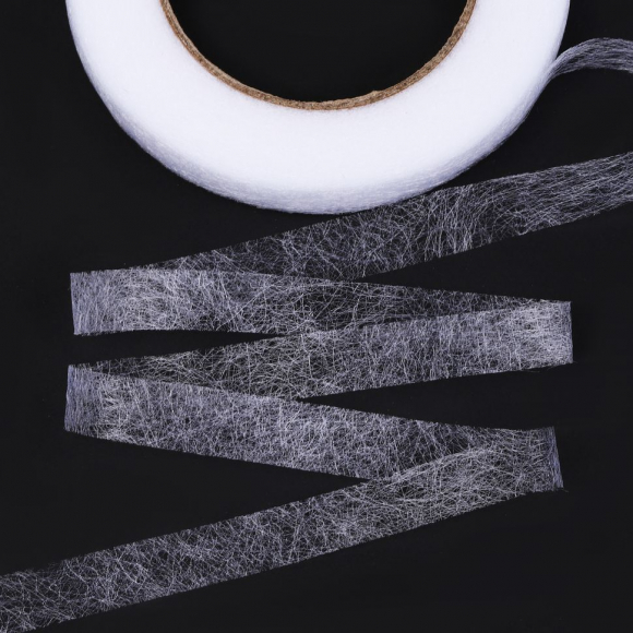 Паутинка Idealtex 10мм цв.белый 23 г/м? рул.25м Паутинка Idealtex 10мм цв.белый 23 г/м? рул.25м