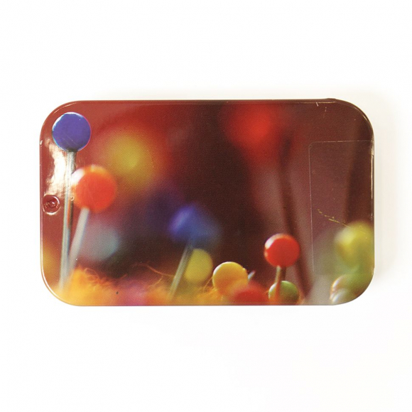 181410_Булавки портновские со стекляными круглыми головками в жестянной коробочке 181410_Булавки портновские со стекляными круглыми головками в жестянной коробочке