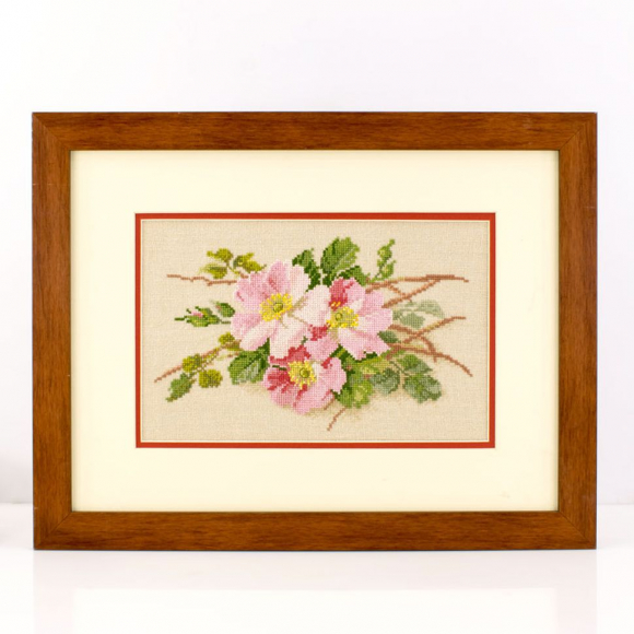 99000_Вышитая картина "Розовые нежные"