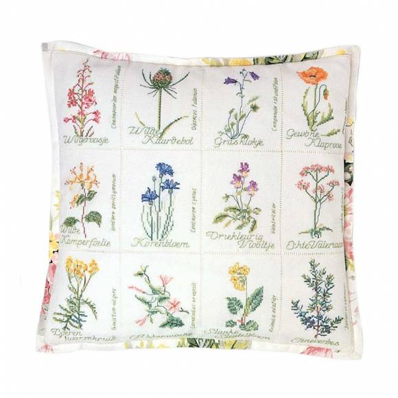 Набор для вышивания THEA GOUVERNEUR арт.2074А Полевые цветы 41х41 см