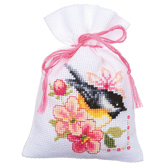 174058_Набор для вышивания мешочков (саше) "Птички и цветы"