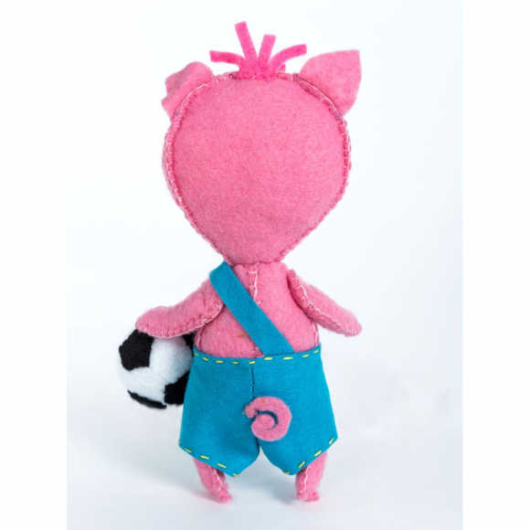 Набор для изготовления текстильной игрушки из фетра арт.ПФД-1063 Поросенок Футболист 14,5 см Набор для изготовления текстильной игрушки из фетра арт.ПФД-1063 Поросенок Футболист 14,5 см