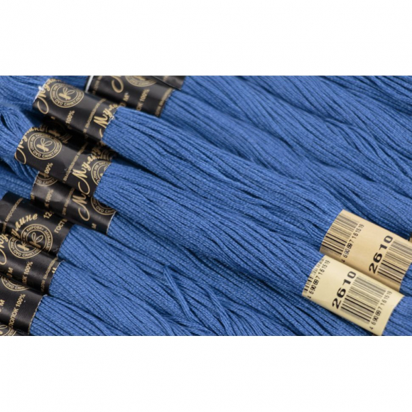 Нитки мулине цв.2610 синий 12х10м С-Пб Нитки мулине цв.2610 синий 12х10м С-Пб