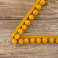 75671_Тесьма с помпонами, диаметр 20 мм, цвет темно-желтый