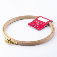 14563_Пяльцы круглые с замком, высота обода 12 мм, диаметр 18,5 см