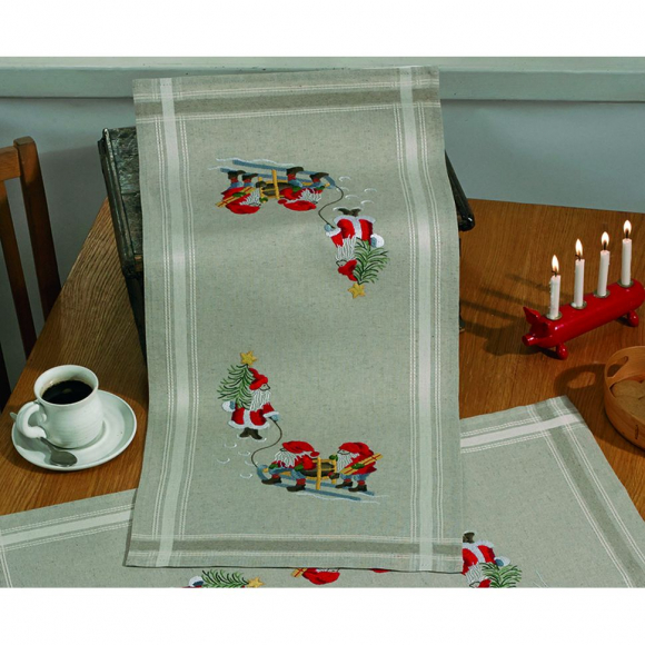 Набор для вышивания PERMIN арт.63-6603 Дорожка Гномы с ёлкой 40х80 см Набор для вышивания PERMIN арт.63-6603 Дорожка Гномы с ёлкой 40х80 см